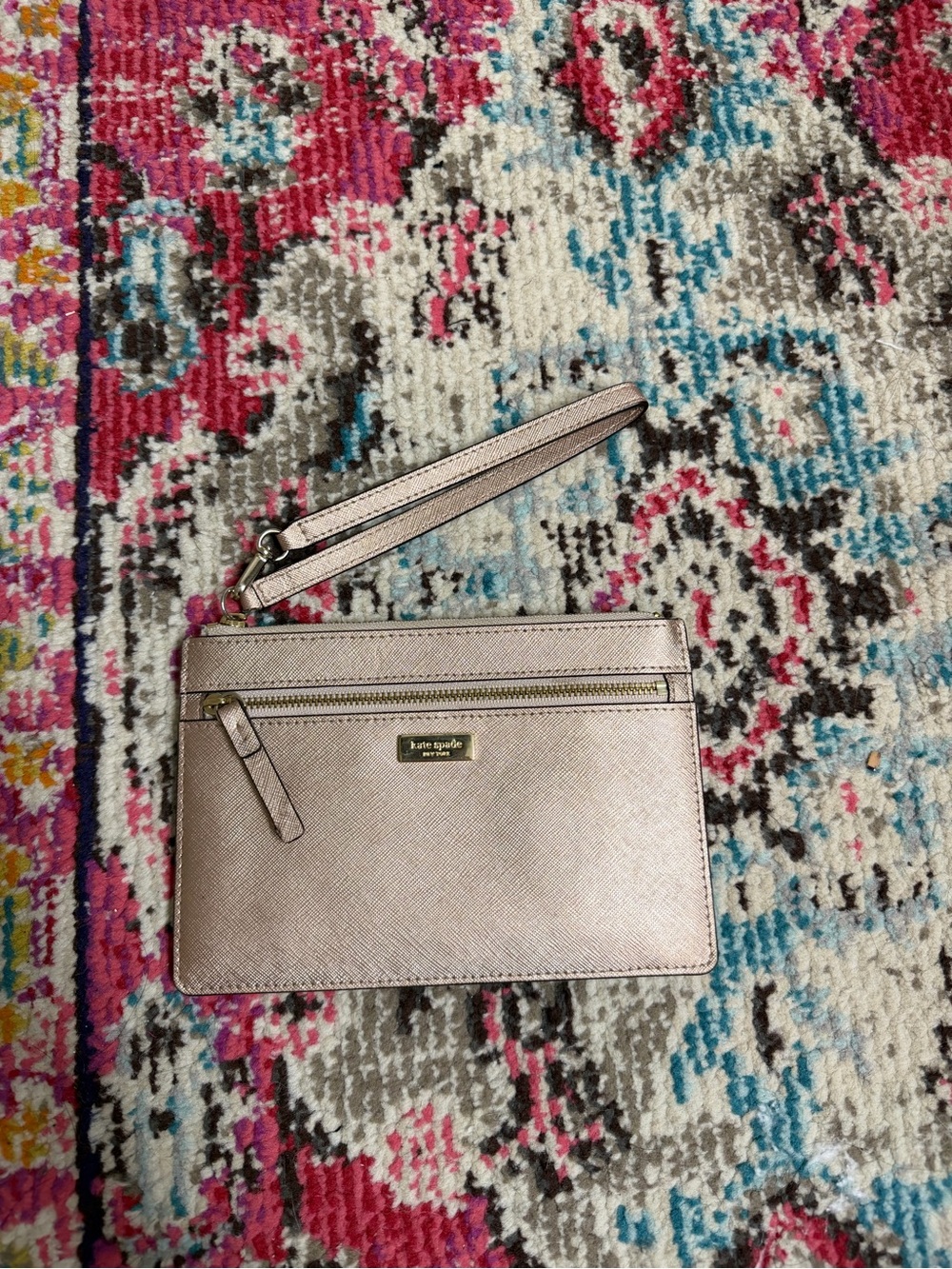 kate spade metallic rose gold wristlet clutch